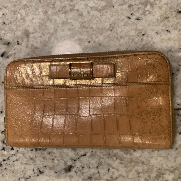 Miu Miu Tan Retired Croc-Embossed Wallet - Picture 4 of 15